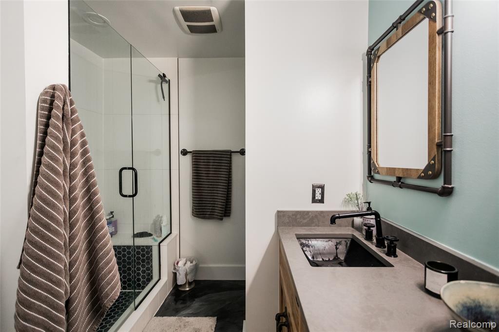 200 River Place Drive, Detroit, MI 48207 — Photo 14