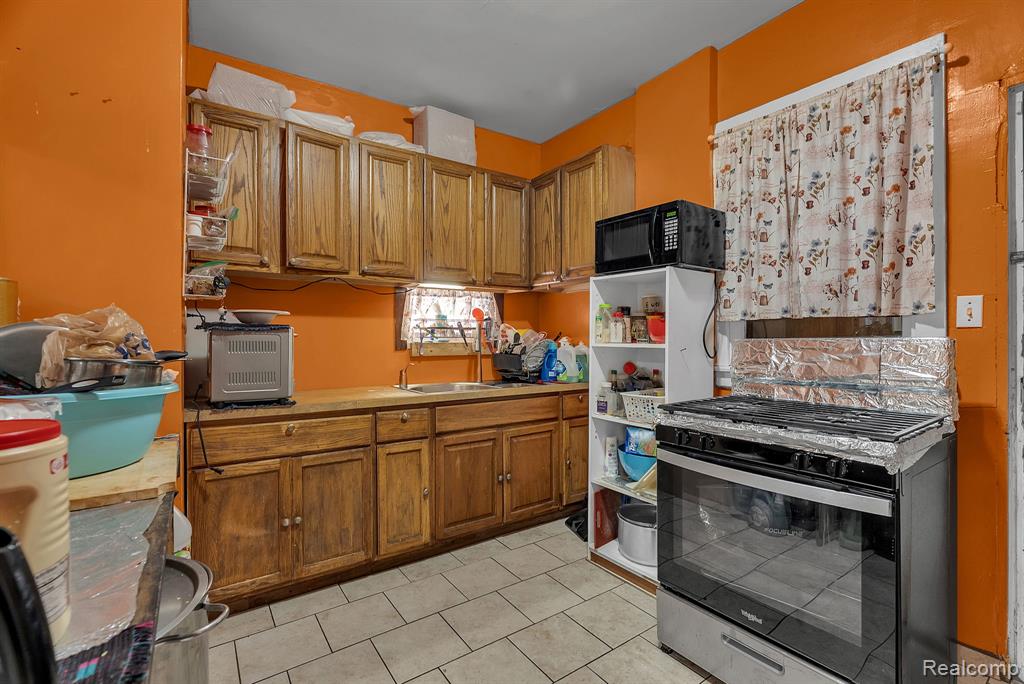 8125 Gartner Street, Detroit, MI 48209 — Photo 9