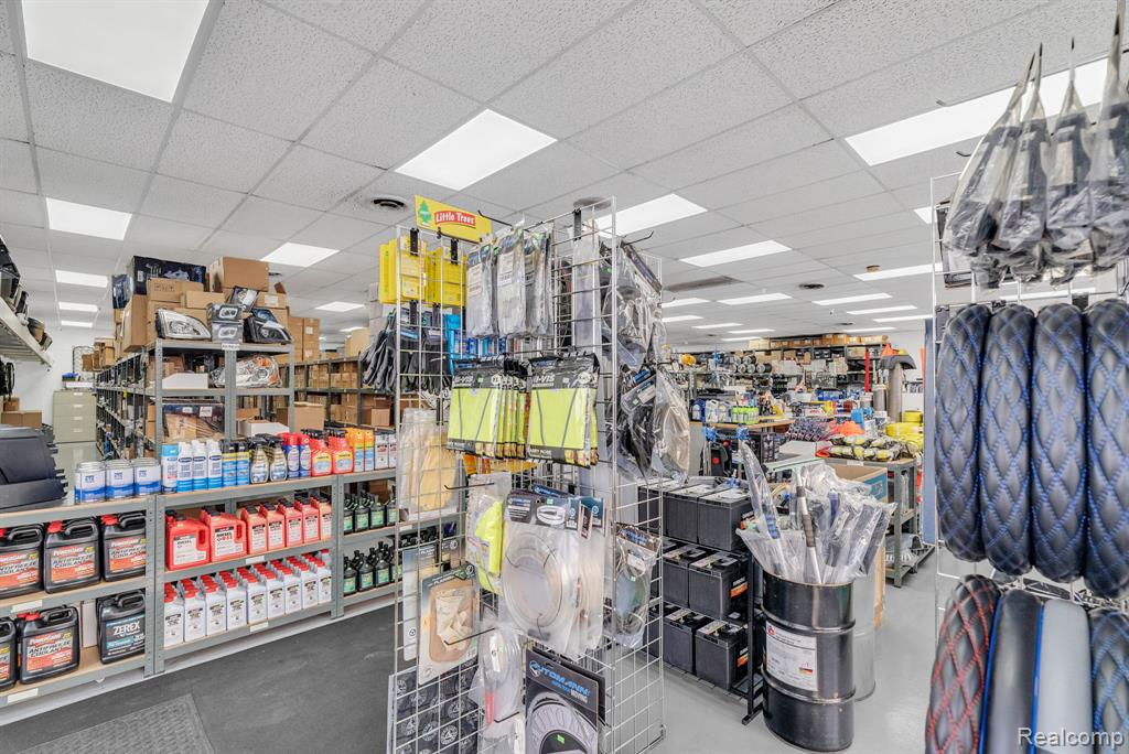 1475 S Newburgh Road, Westland, MI, 48186