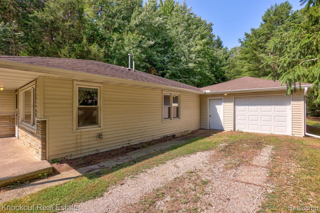 5360 S GRAHAM Road, St. Charles, MI 48655 — Photo 25