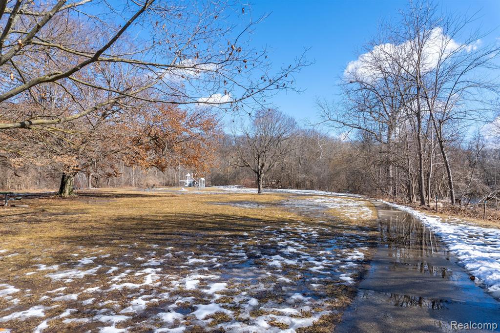 1205 ISLAND Drive, 201, Ann Arbor, MI 48105 — Photo 27