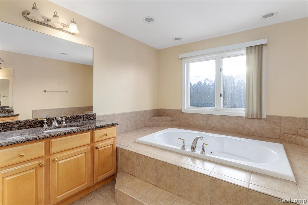 122 Sand Bar Lane, Detroit, MI 48214 — Photo 44