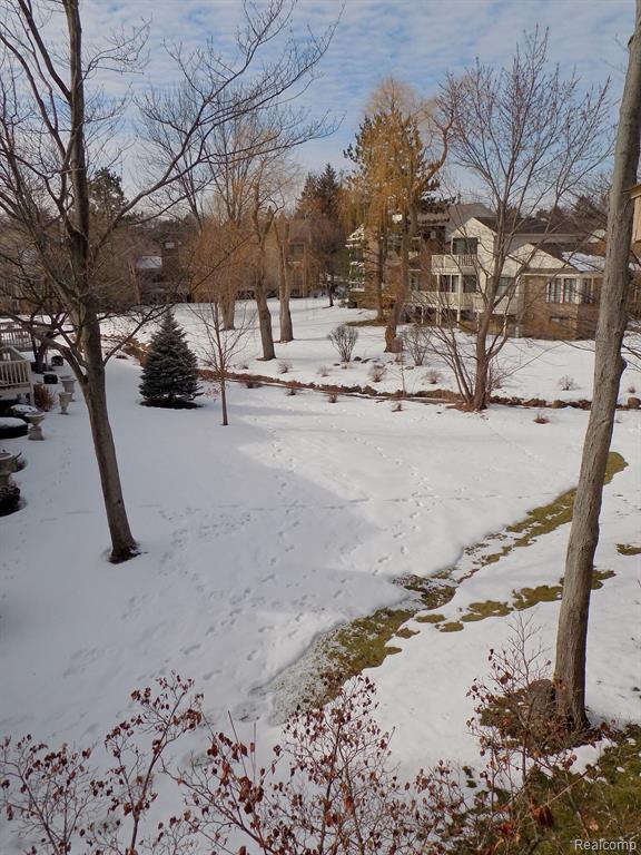 7158 PEBBLE PARK Drive, West Bloomfield, MI — Photo 38