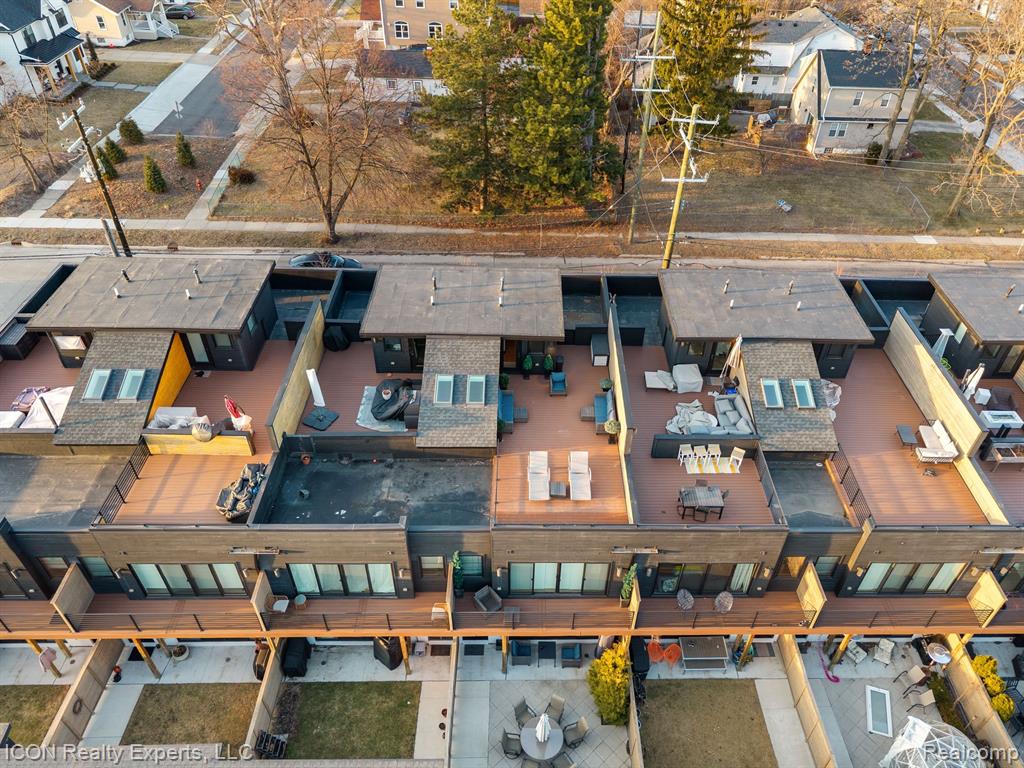 714 E PARENT Avenue, Royal Oak, MI 48067 — Photo 57