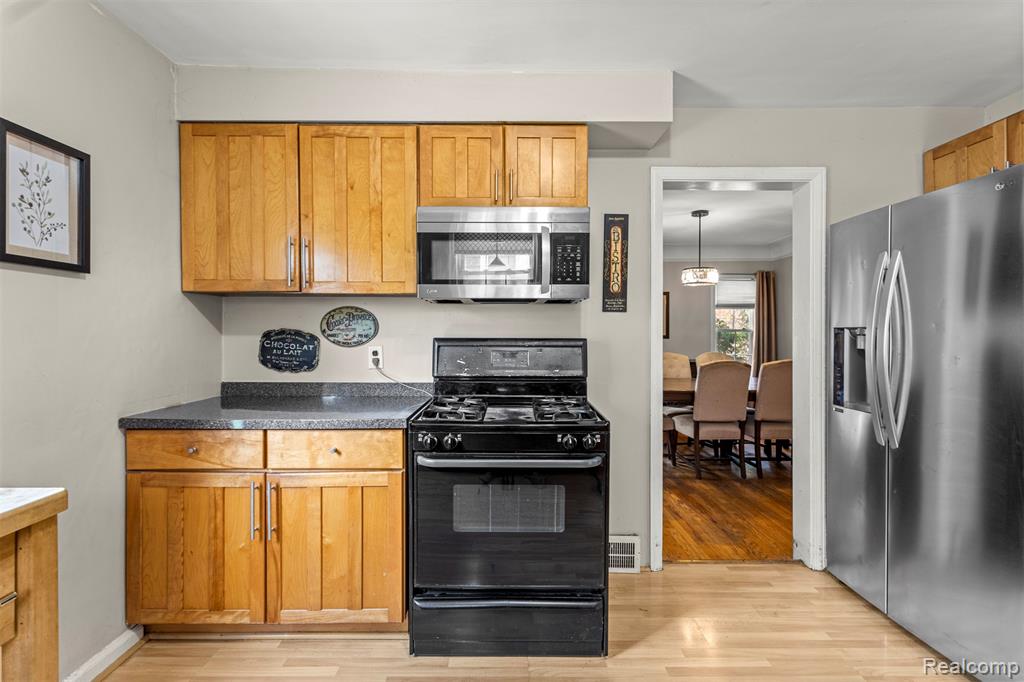 5429 Orchard Avenue, Dearborn, MI 48126 — Photo 10
