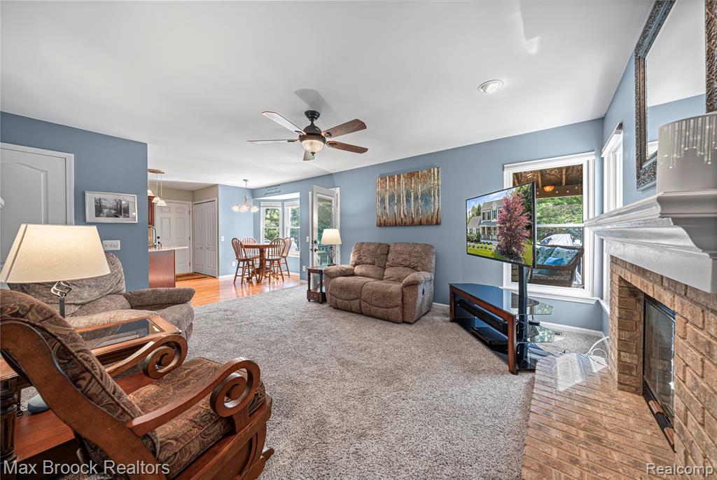 9863 MARSHALL ROAD, South Lyon, MI 48178 — Photo 7