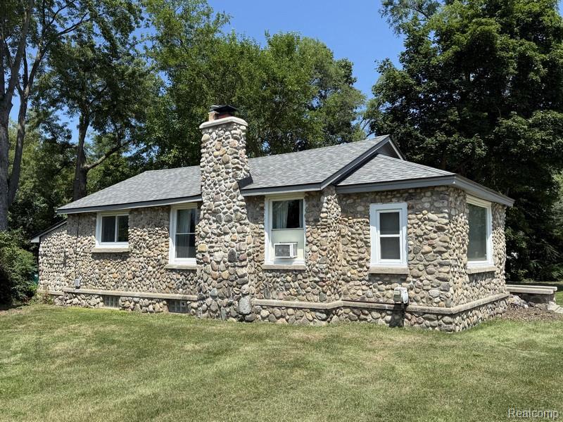 5015 SASHABAW Road, Clarkston, MI