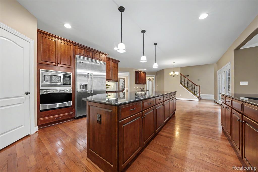 7286 Brentwood Court, Ypsilanti, MI 48198 — Photo 33