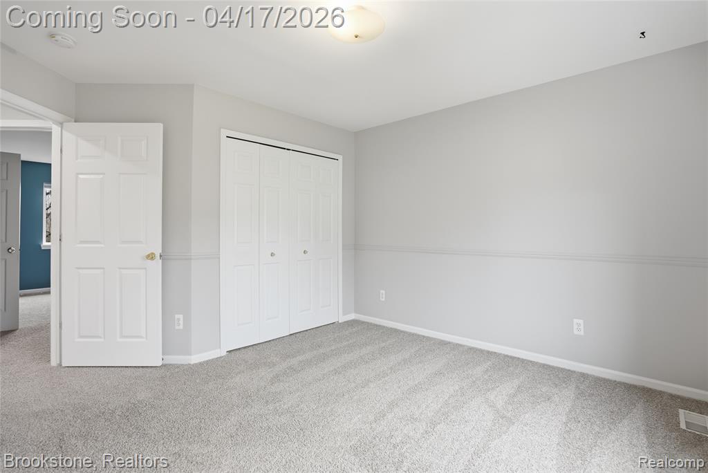 569 Cove View Drive, Waterford, MI 48327 — Photo 27