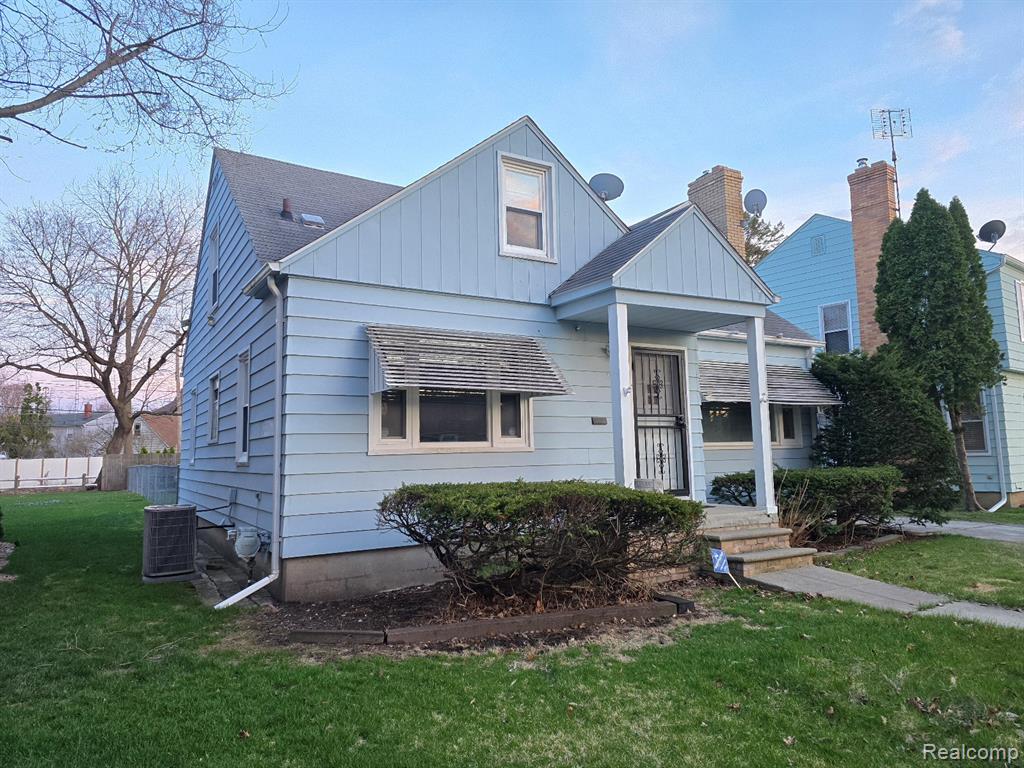 803 Commonwealth Avenue, Flint, MI 48503 — Photo 3