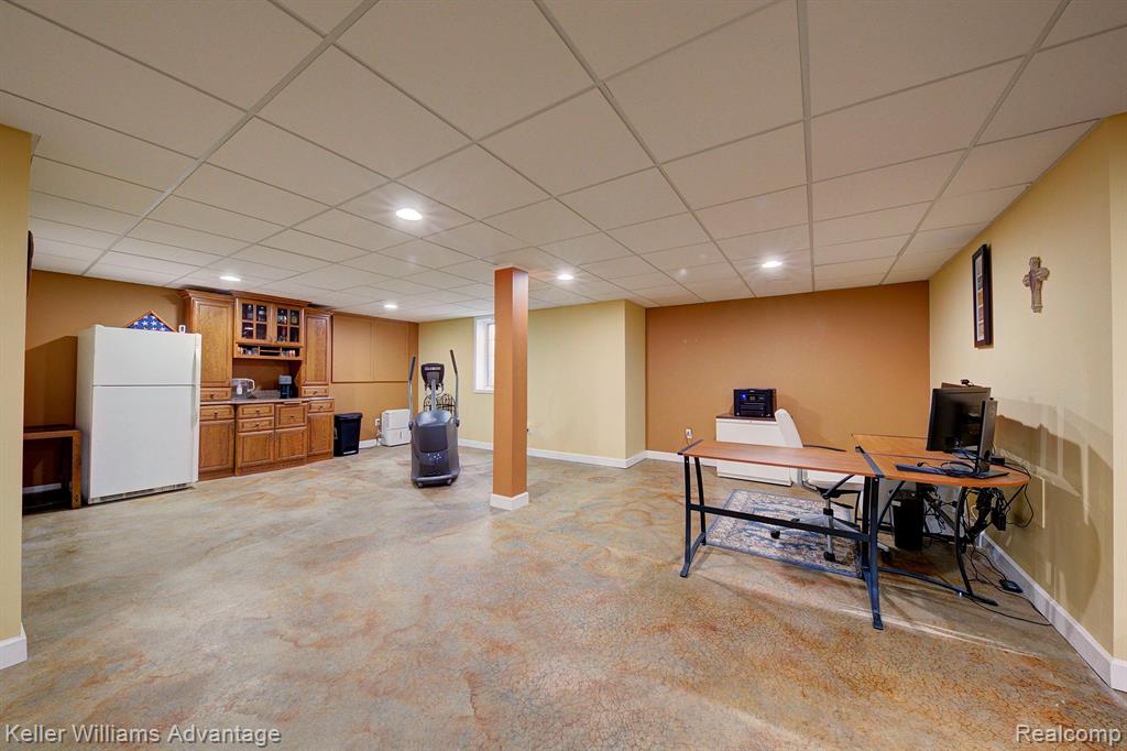 49074 RAINBOW Lane N, Northville, MI 48168 — Photo 29