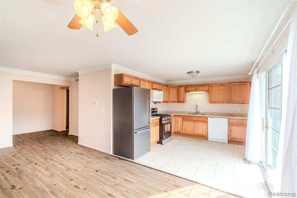 474 Fox Hills Drive N, Bloomfield Hills, MI 48304 — Photo 3