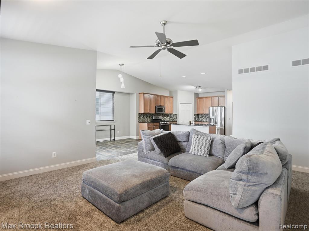 57103 Decora Park Boulevard, New Haven, MI 48048 — Photo 21