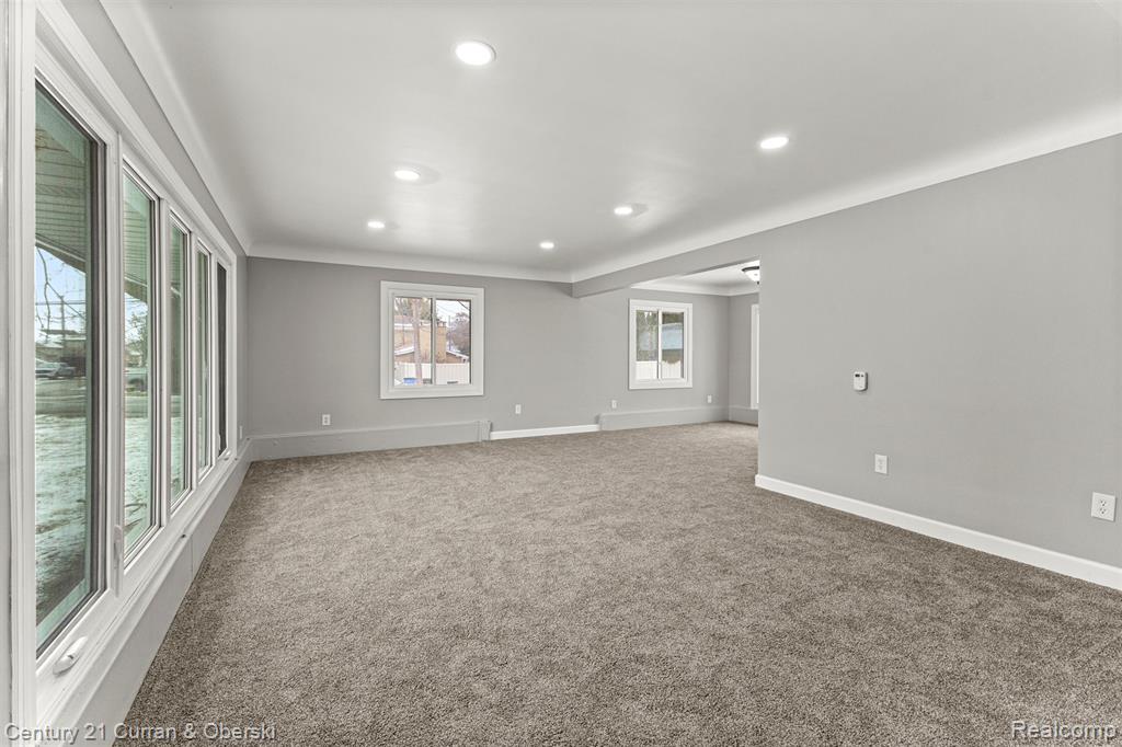 30631 Bayview Drive, Gibraltar, MI — Photo 8