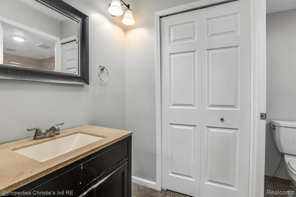 30248 SOUTHFIELD Road, 181, Southfield, MI 48076 — Photo 13