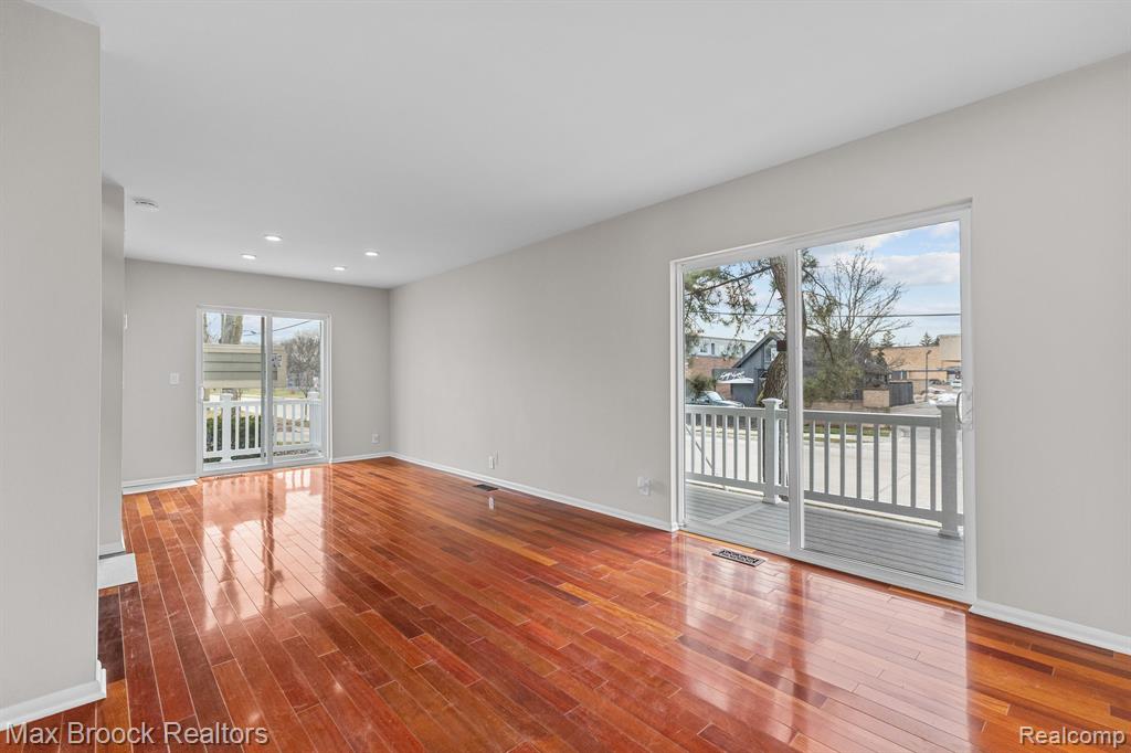602 E LINCOLN Street, Birmingham, MI 48009 — Photo 4