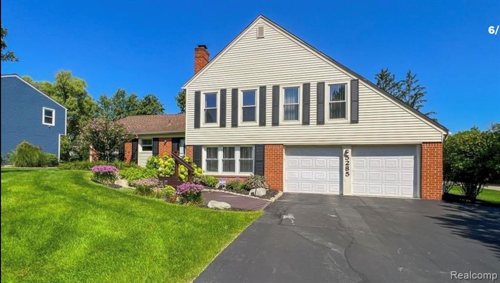 5285 Hardwoods Drive, West Bloomfield, MI 48323 — front exterior