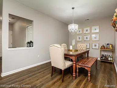 5439 TWIN OAKS Drive, Sterling Heights, MI 48314 — Photo 8