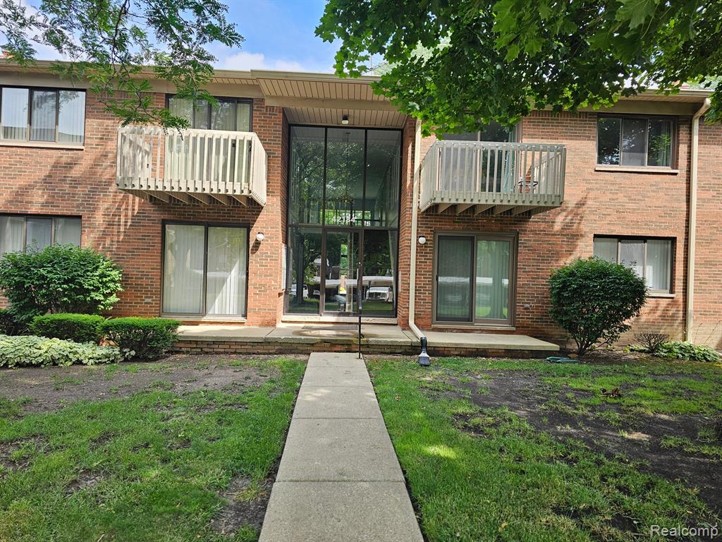 42184 TODDMARK Lane, Clinton Twp, MI 48038 — front exterior