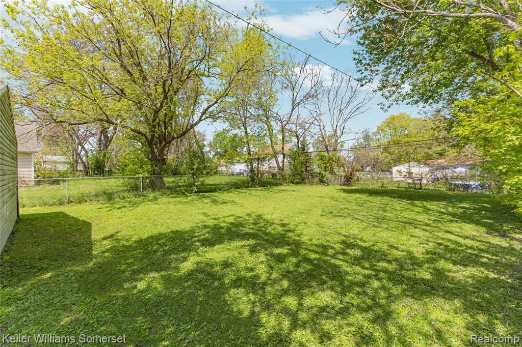 591 Clara Avenue, Pontiac, MI 48340 — Photo 44