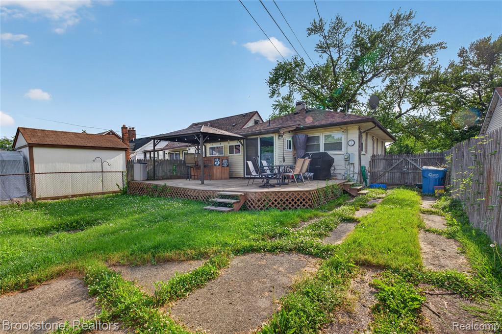 23496 Willard Avenue, Warren, MI 48089 — Photo 11