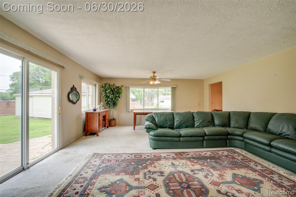 16944 Hans Court, Fraser, MI 48026 — Photo 8