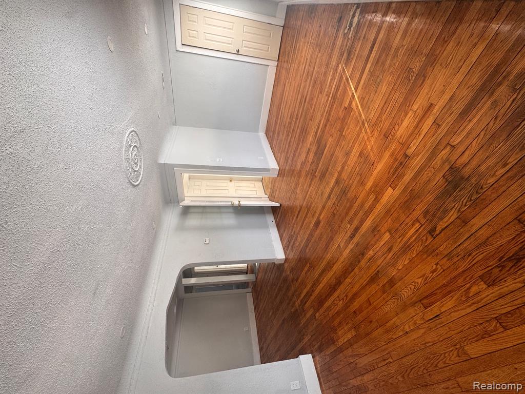 5104 Haverhill Street, Detroit, MI 48224 — Photo 2