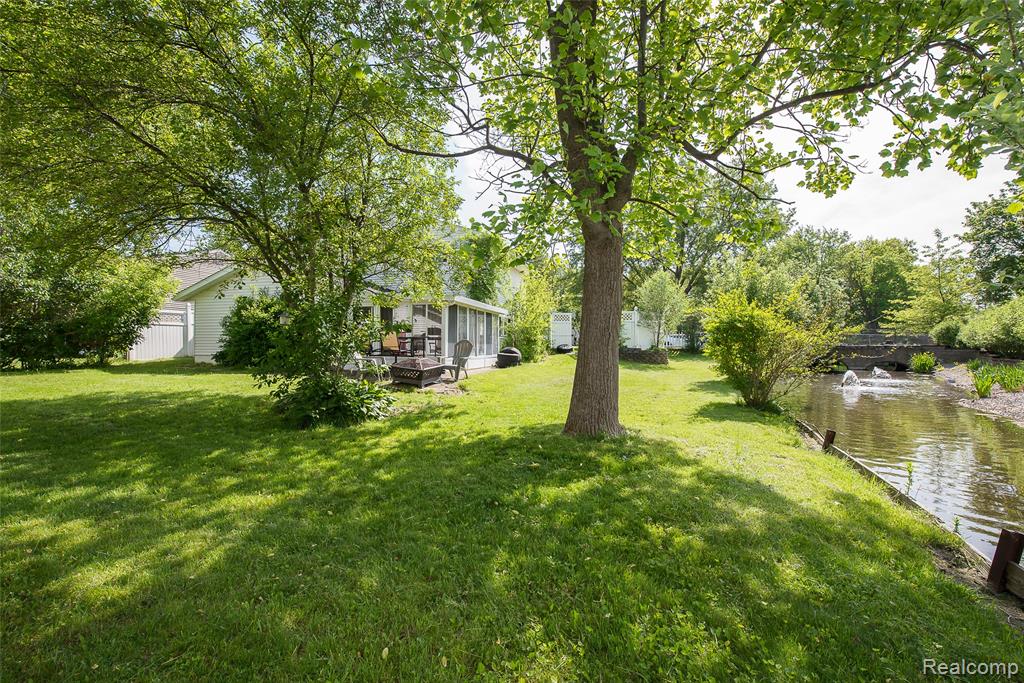 1107 Odessa Drive, Holly, MI 48442 — Photo 4