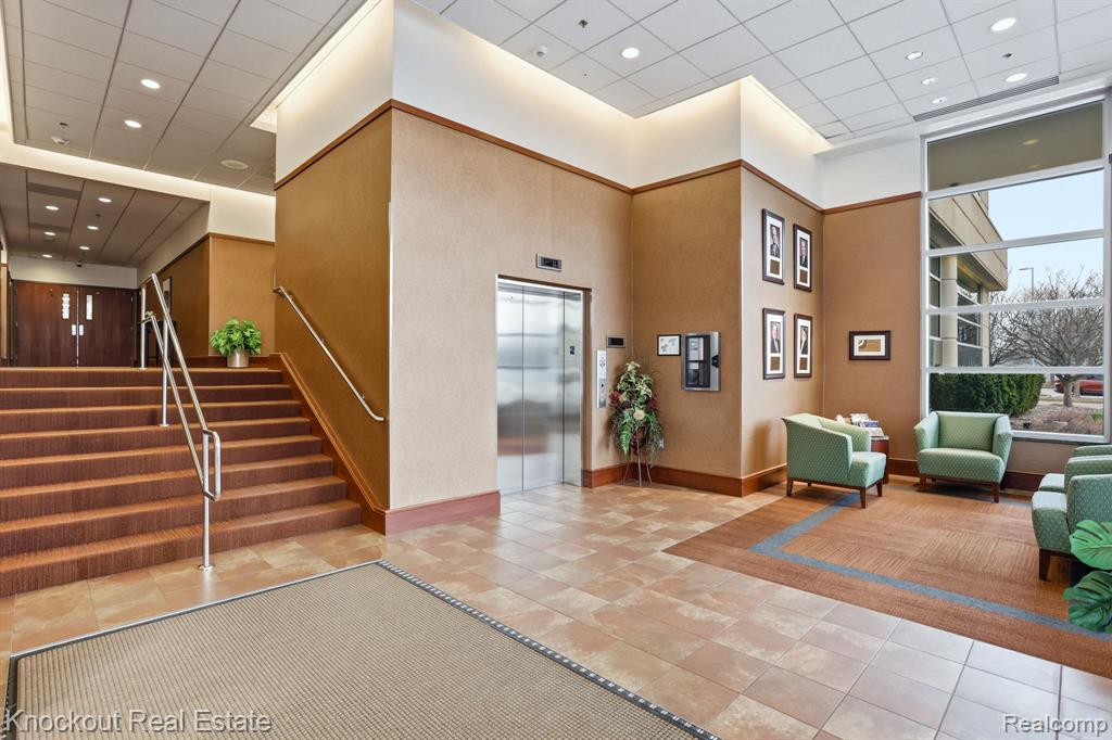 1 Mutual Avenue, Frankenmuth, MI — Photo 9