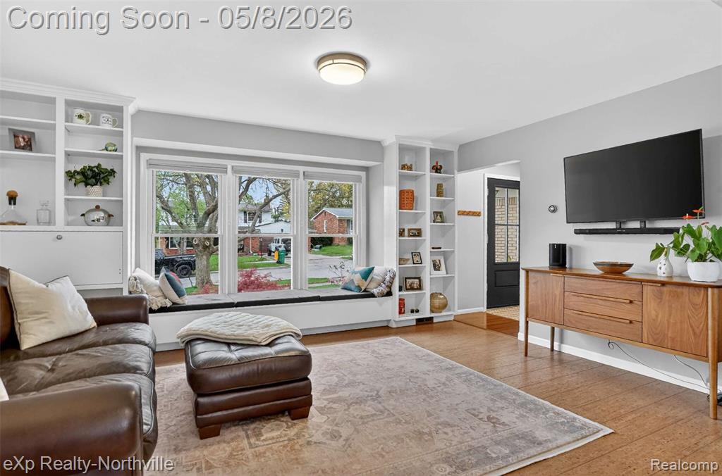 24168 Saint Mary Court, Farmington, MI 48336 — Photo 11