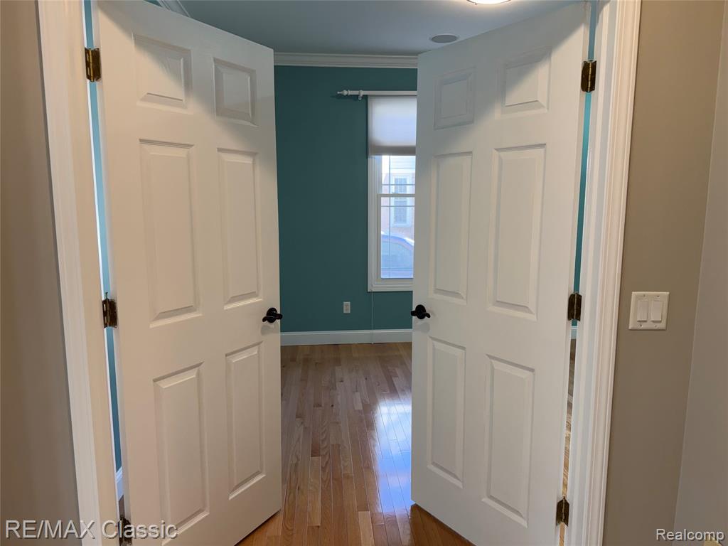 47272 Woodlong Drive, Canton, MI 48187 — Photo 10