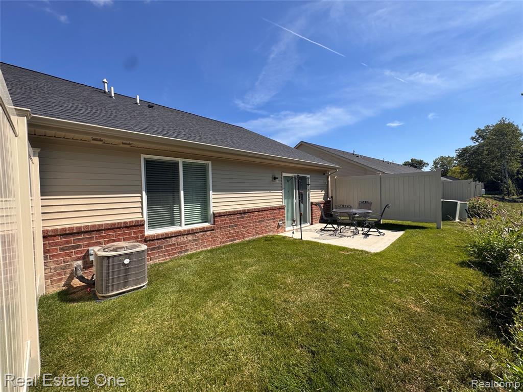5107 Volterra Drive, Monroe, MI 48161 — Photo 3