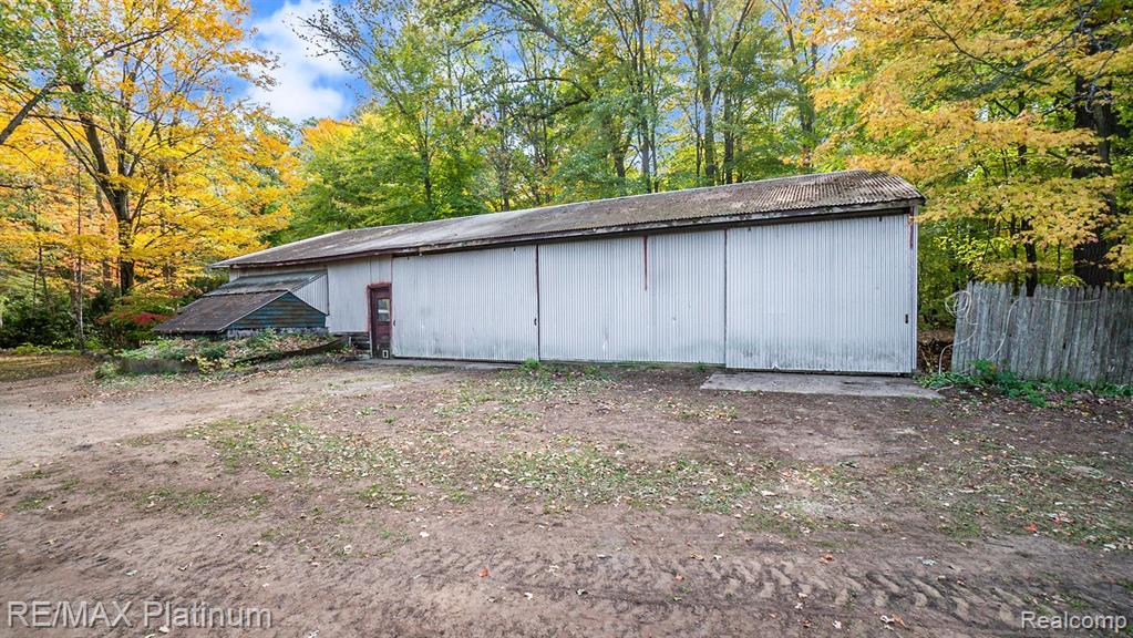 11781 FERDEN Road, Chesaning, MI 48616 — Photo 16