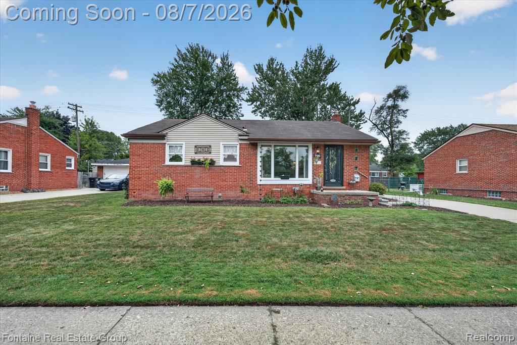 30355 W Chicago Street, Livonia, MI 48150
