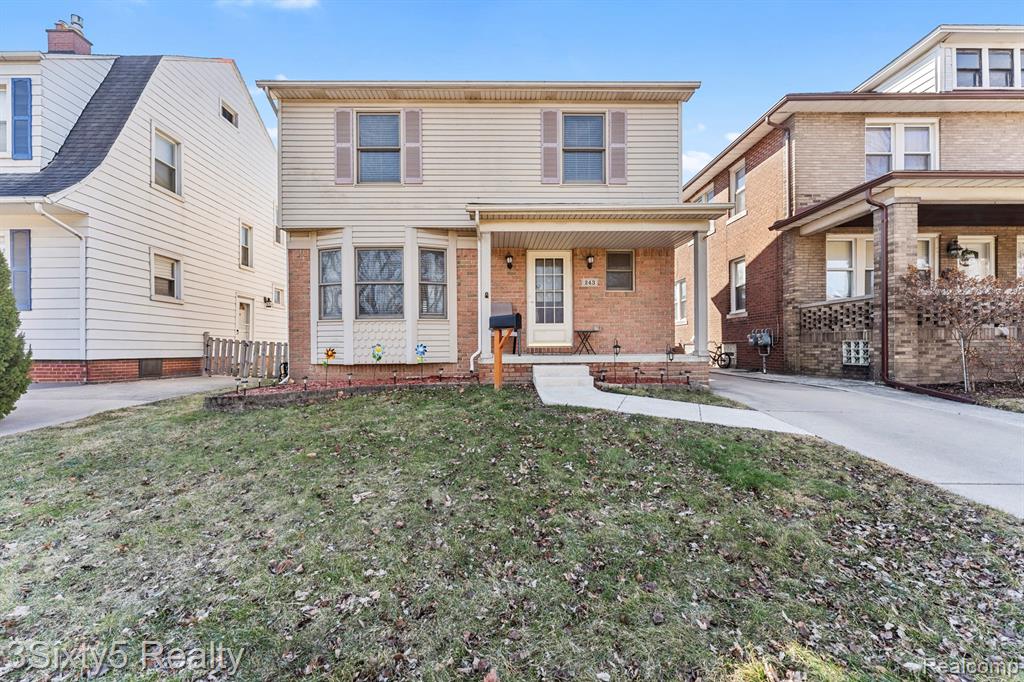 243 Emmons Boulevard, Wyandotte, MI 48192 — front exterior
