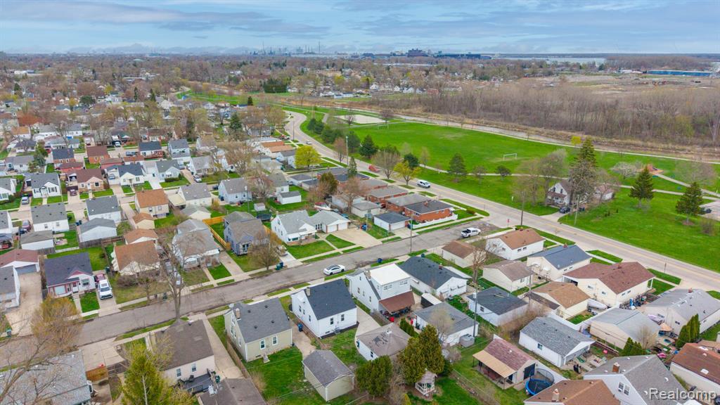 437 Mayflower Avenue, Lincoln Park, MI 48146 — Photo 45