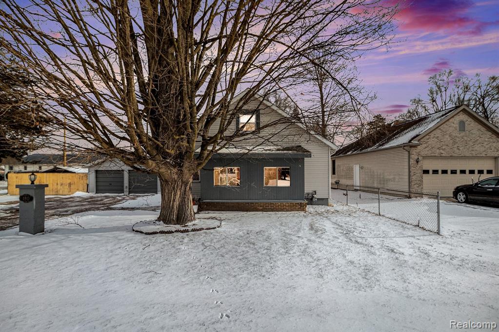 180 N Pasadena Street, Ypsilanti, MI 48198 — front exterior