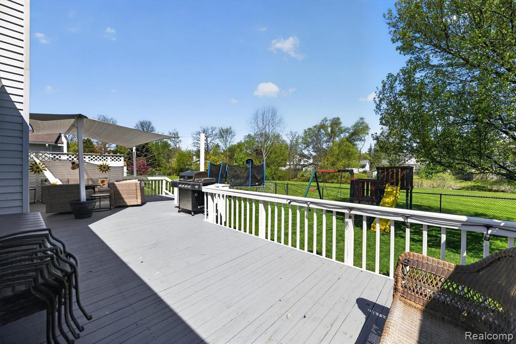 61350 Creekview Drive, South Lyon, MI 48178 — Photo 48