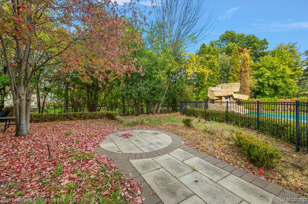 3701 Northwood, West Bloomfield, MI, 48324