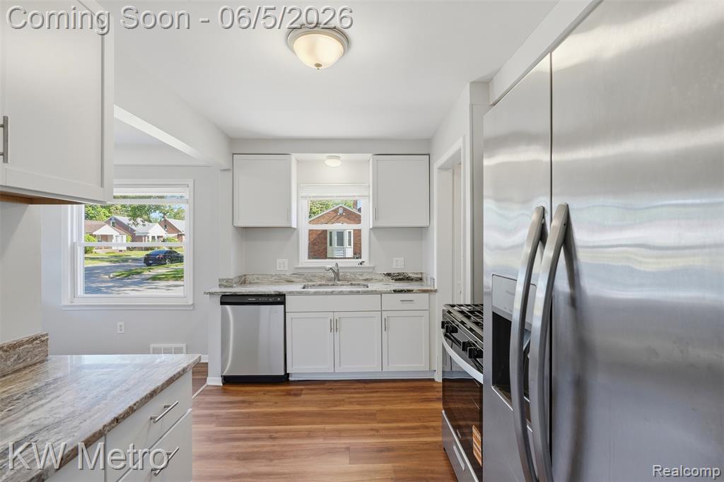 9662 Berwyn, Redford, MI 48239 — Photo 11