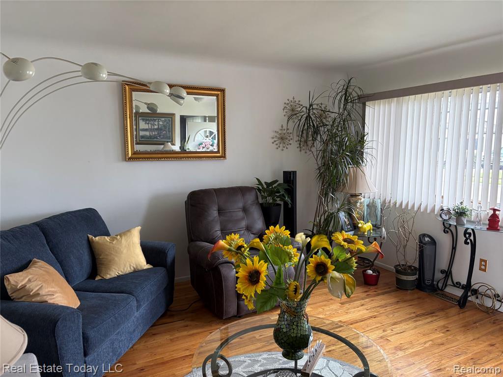 23003 Tuscany Avenue, Eastpointe, MI 48021 — Photo 3