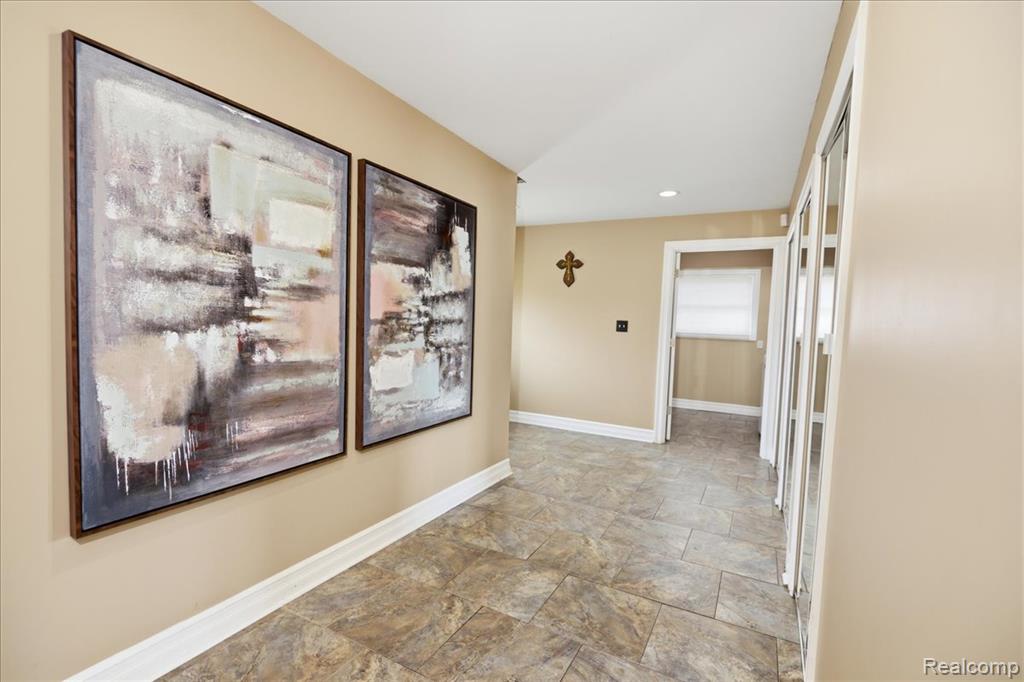 5060 Pratt Road, Metamora, MI 48455 — Photo 15