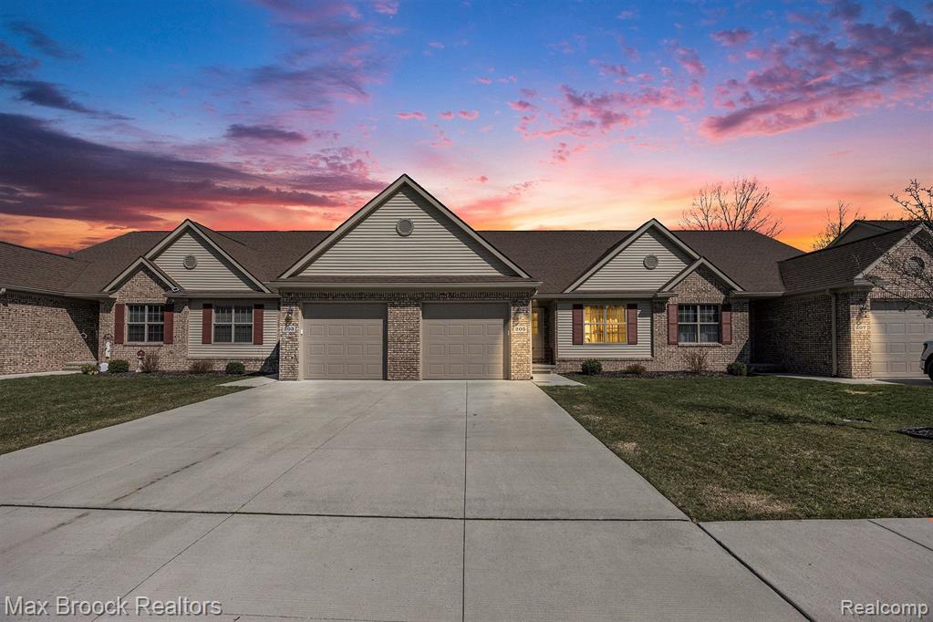 205 JONATHON Drive, Almont, MI 48003 — Photo 2