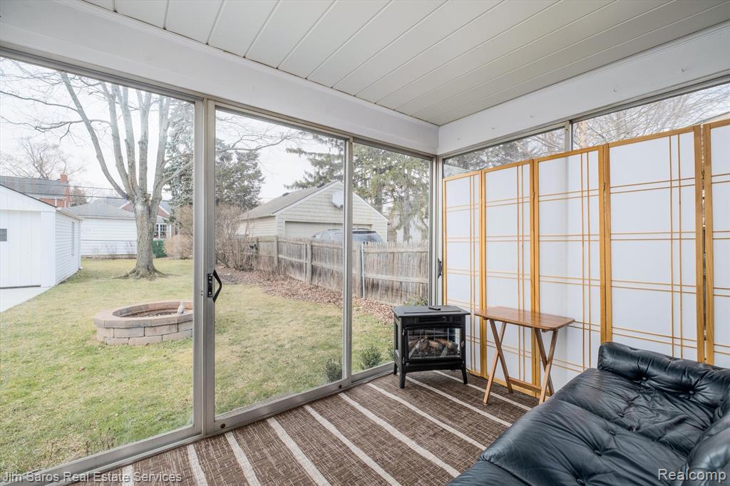 417 BELANGER Street, Grosse Pointe Farms, MI 48236 — Photo 18