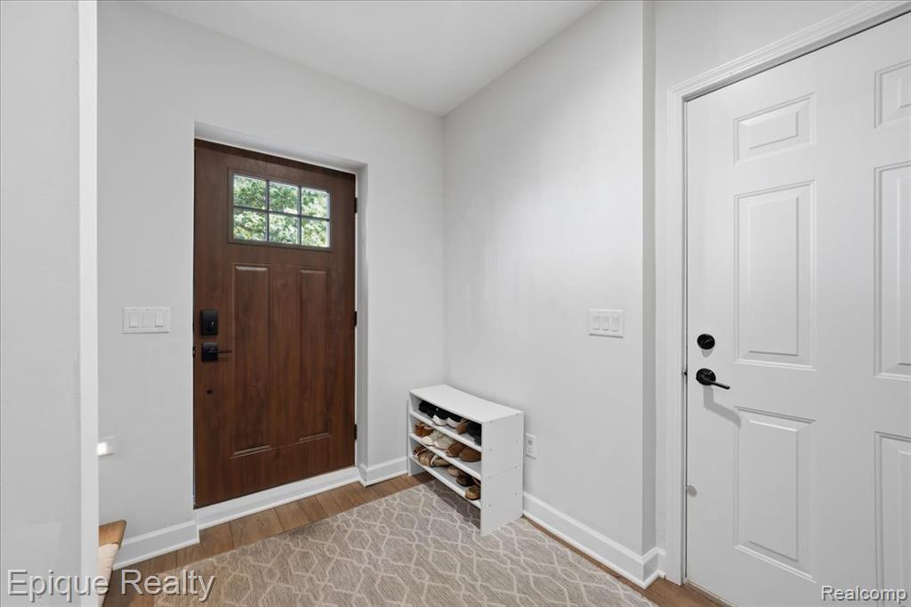 114 Bellevue Avenue, Lake Orion, MI 48362 — Photo 6