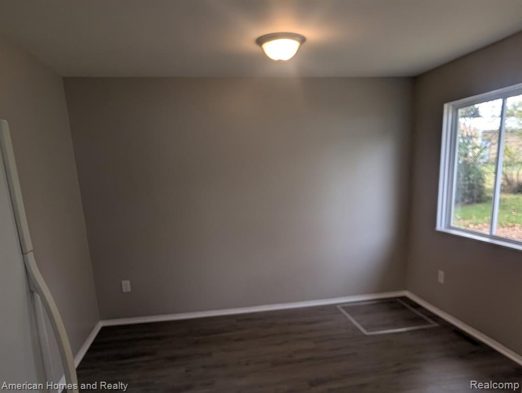 6585 N Lake Road, Otter Lake, MI 48464 — Photo 7