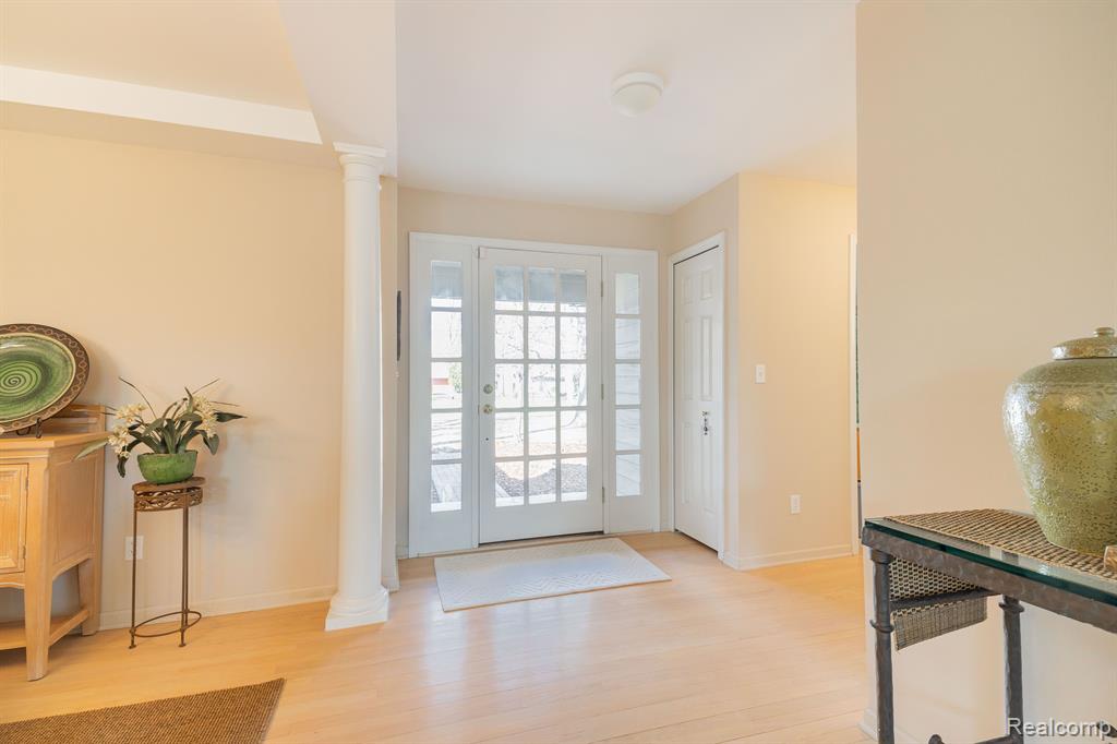 8555 Island Boulevard, Grosse Ile, MI 48138 — Photo 4