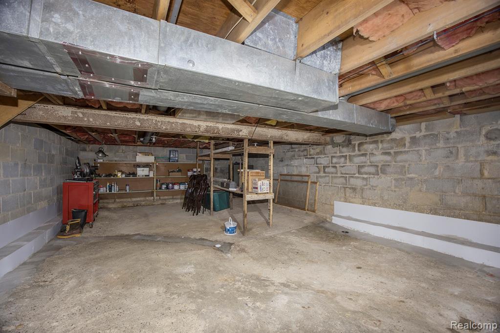2486 Bowman Road, Imlay City, MI 48444 — Photo 18