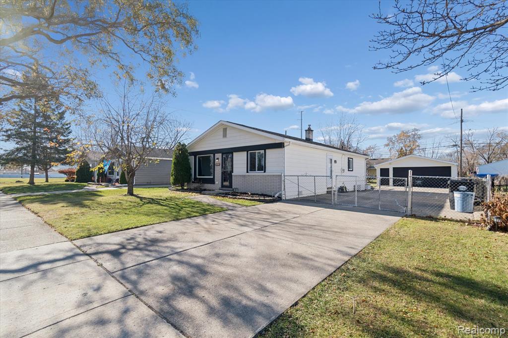25898 Fairgrove Street, Woodhaven, MI 48183 — front exterior