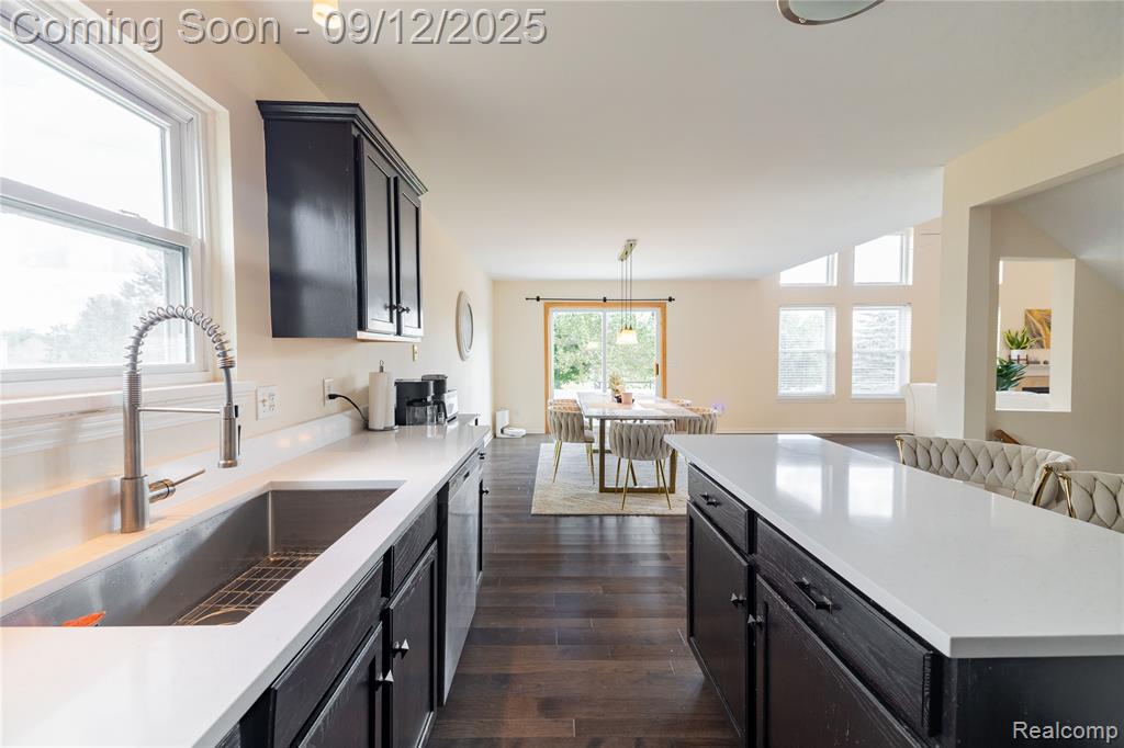 5129 Blue Spruce Drive, Ypsilanti, MI 48197 — Photo 17